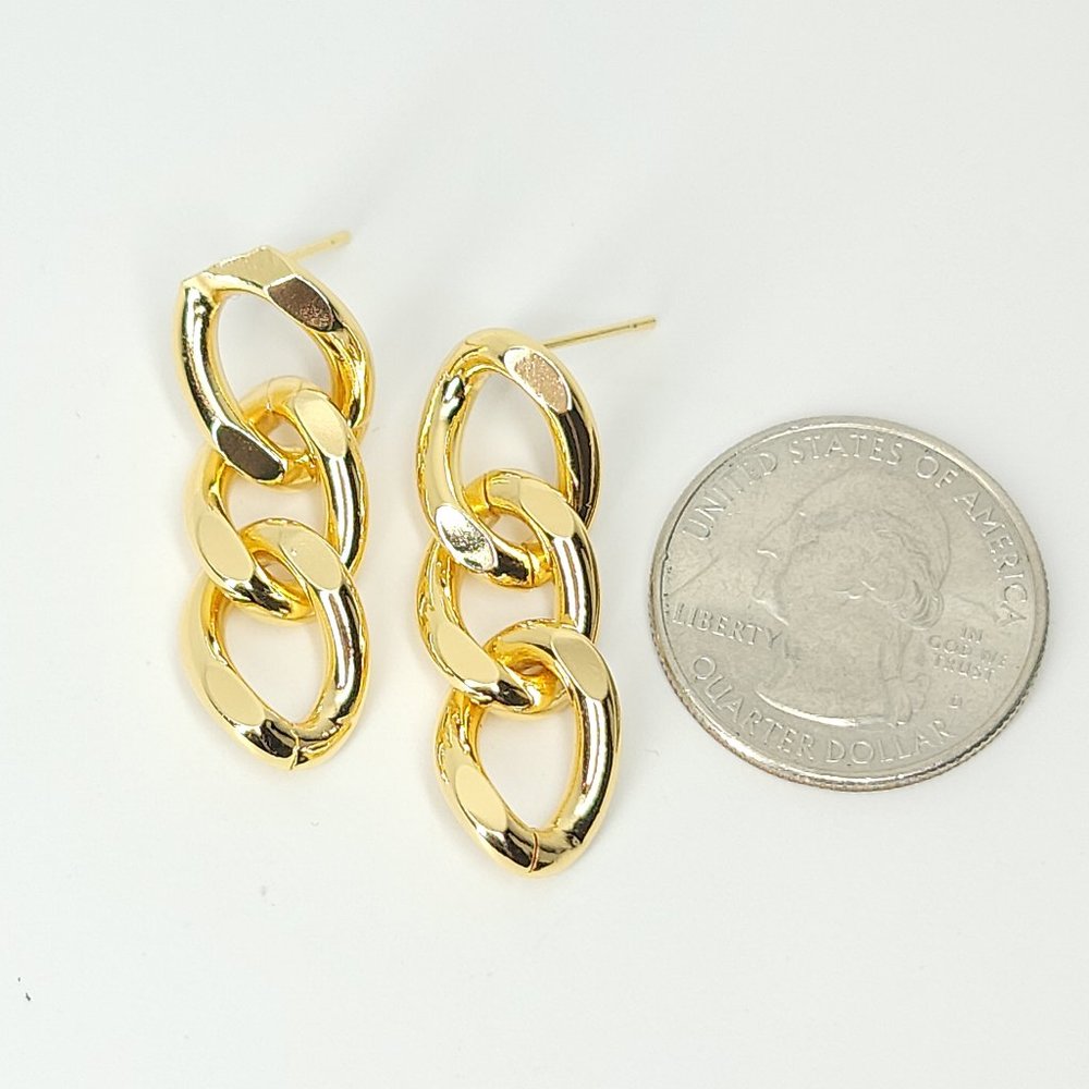 NWT Chic Curb Chain Dangle Drop Earrings NEW - Picture 4 of 10